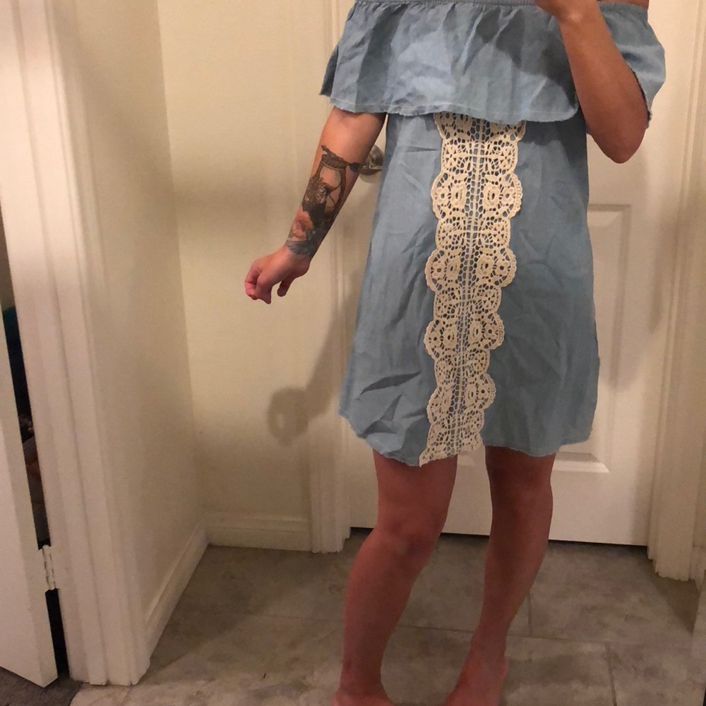 Dress - Picture 2 of 3